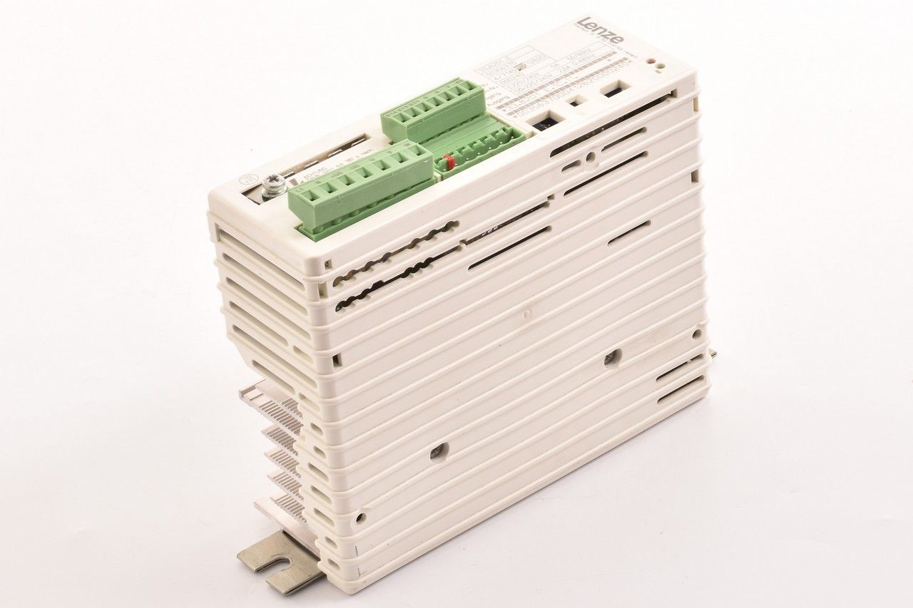 33.8201_E Lenze, Servomotors & Servo Drives