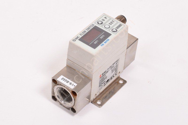 PF2W720-F04-67 SMC, Proximity & Inductive Sensors