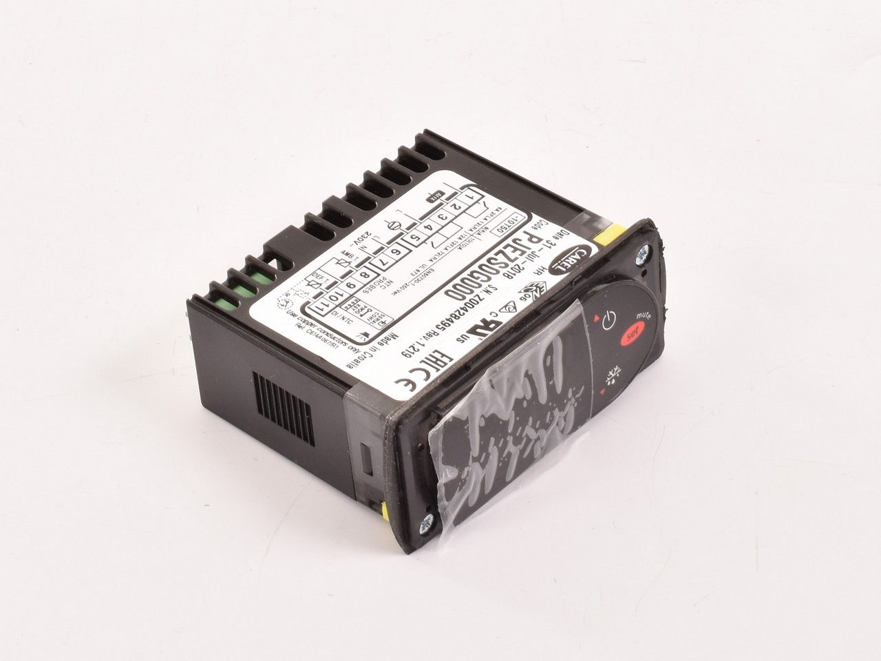 PJEZS0G000 Carel, Controllers & Regulators