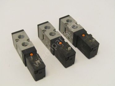 SMC EVF3130-5DO-02F / set of 3 pcs - Used