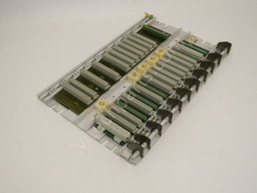 Siemens 6ES5 700-3LA12