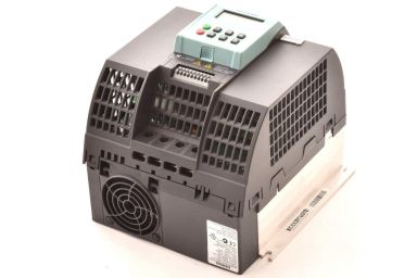 Siemens 6SL3211-0AB22-2AA1 / 6SL3255-0AA00-4BA1