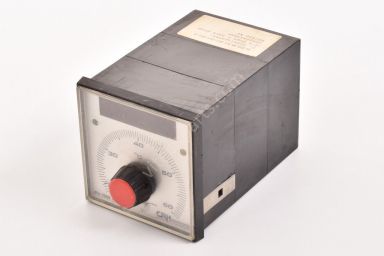 Dold DIZ IIIA Pt 100 / 220V