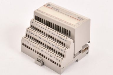 Allen Bradley 1794-IT8 / 1794-TB3T
