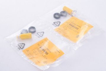 Turck Ni12U-S18-AP6X-H1141 / Set of 2 pcs.