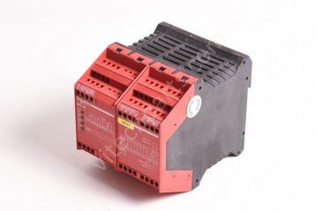 Schneider Electric XPSAR371144