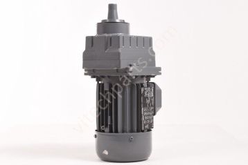 Lenze 3-MOT EN60034 GST04-1M VCR 063C42