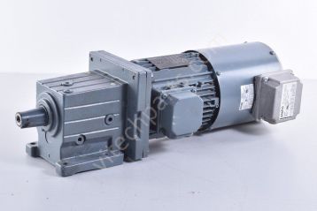 Lenze GST05-2M VBR 090C32  MDEMA1M 090-32