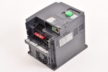 Schneider Electric ATV320U30N4C