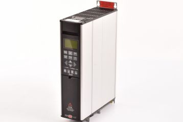 Danfoss VLT5004PT5B20SBR3DLF00A00