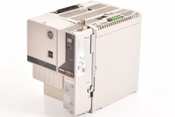 Allen Bradley 2094-SE02F-M00-S0 / 2094-BC04-M03-M